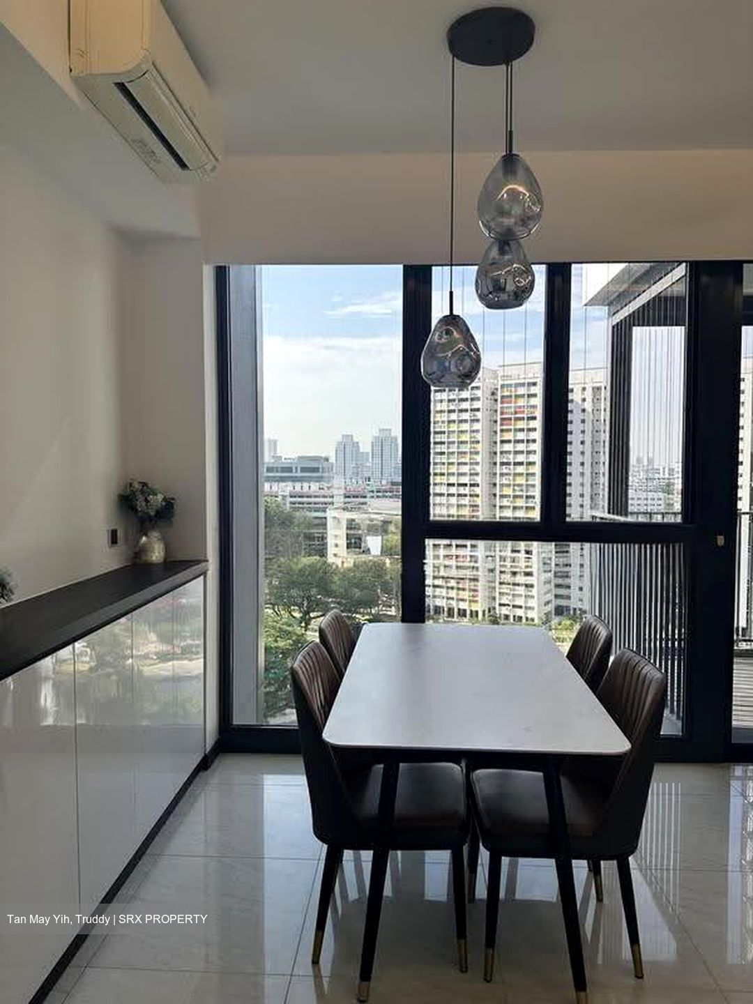 Lake Grande (D22), Condominium #635123241